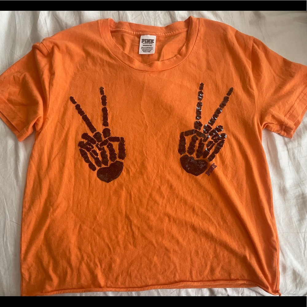 👚Halloween crop top 3/$25